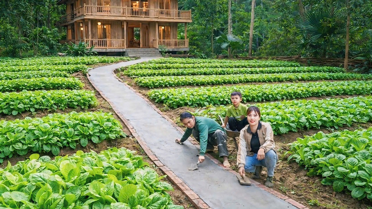 Harvesting wild potatoes and selling them at the market to earn extra income - that's farm life.