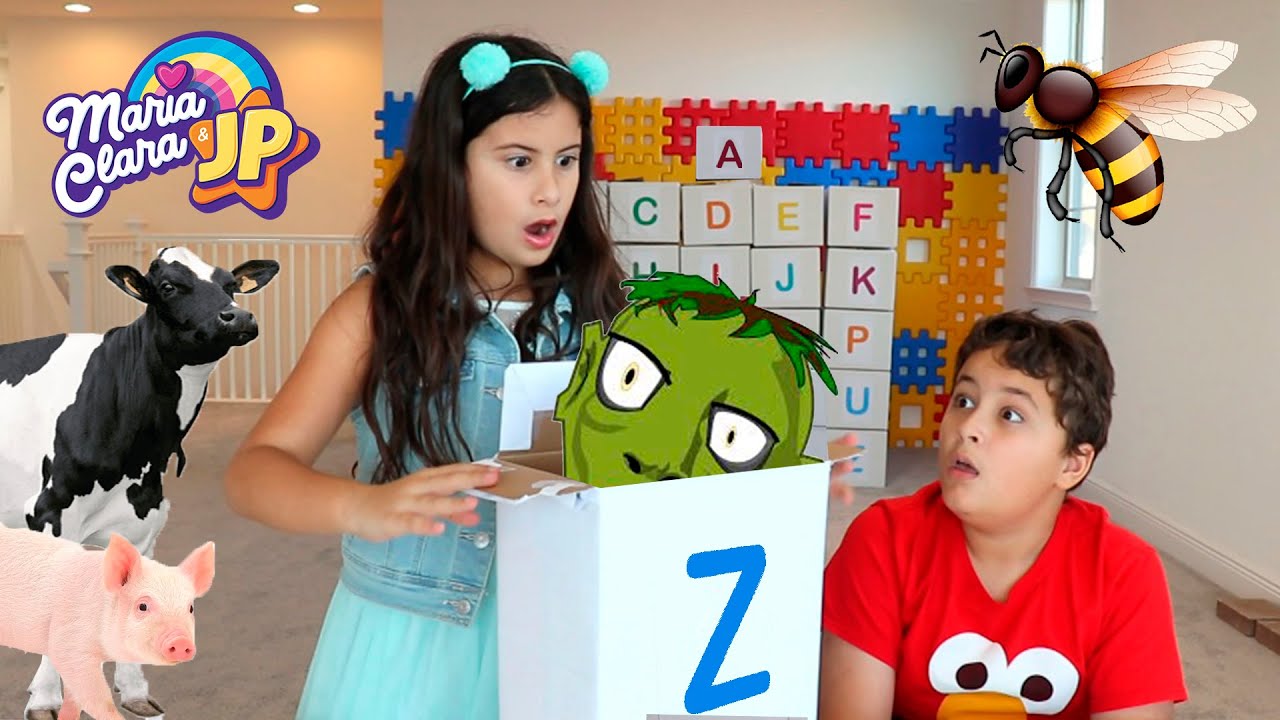 Maria Clara e JP aprendem o alfabeto em Inglês ❤️Maria Clara and JP learn the English alphabet