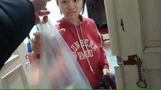 Gia Linh Gia Bảo Tập Trung Ôn Thi Chị Silent Sea Đi Làm Về Mua Phở Bò Cho Gia Linh Gia Bảo