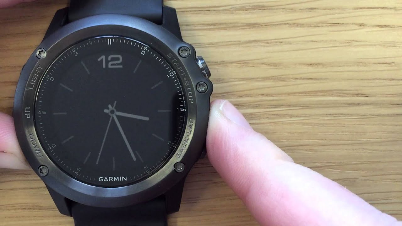 Garmin Fenix 3 first look übersicht Anzeige Displaydesign Analog IQ