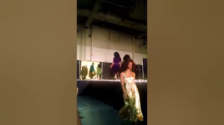 Rayna fashion show scene 3