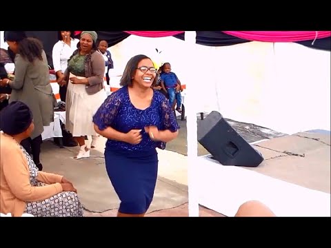 Khanyisa Nkantsu ministering SINGABANQOBI in Cape Town [Burning Fire]