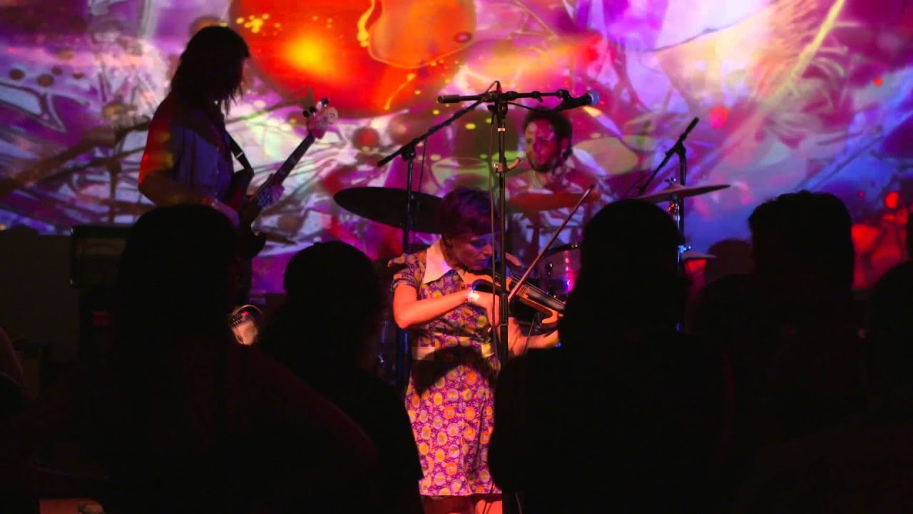 EVERYONE IS DIRTY-"WINDOW EYE" Live at Leo's Music Hall feat Mad Alchemy Liquid Light Show