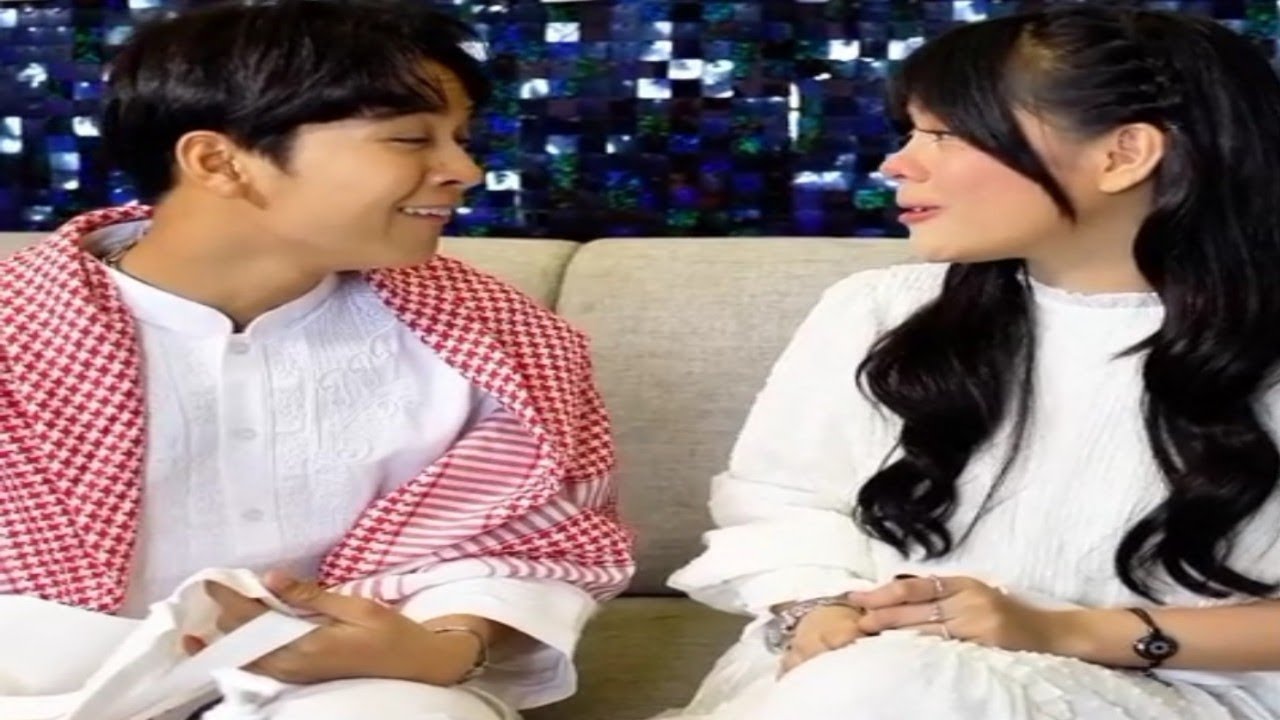 Armel cinta kita akan selalu bersemi walaupun langit akan runtuh bumi bergoncang dahsyat cinta ku 