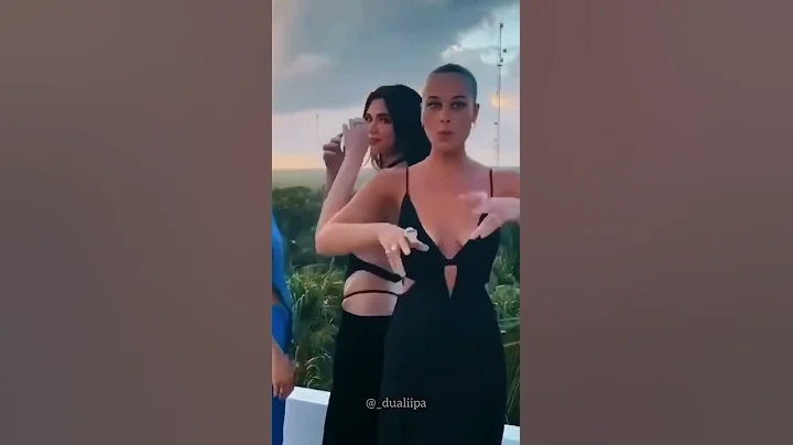 Dua lipa, And her friends wine party at roof - Caret - DayDayNews