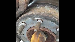 1999-2007 GMC/Chevy Front Wheel Stud Replacement
