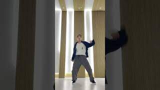 제목은 easy지만 춤은 not easy네요ㅎㅎ#다크비 #DKB #유쿠 #YUKU #LE_SSERAFIM #르세라핌#LE_SSERAFIM_EASY #MakeltLookEasy