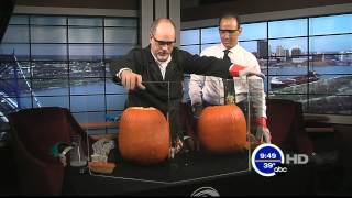 The Self-Carving Pumpkin