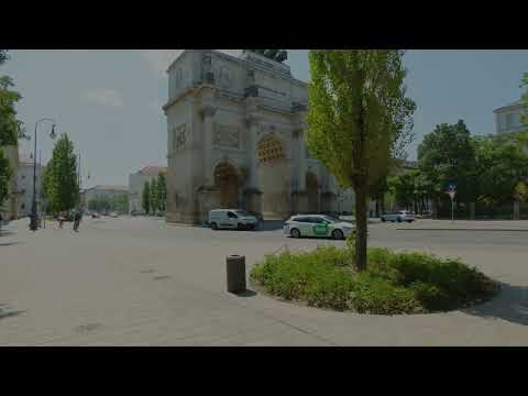 Ich gehe in die Richtung des Siegestor in München   4K
