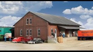 Walthers freight/warehouse house part 4