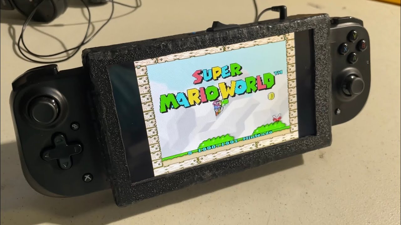 Raspberry Pi Handheld Gaming Console - YouTube