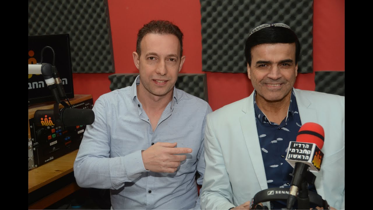 ציון גולן מתארח בתכנית של חגי גולן ברדיו החברתי הראשון. #חגי_גולן