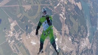 Heaven Sent - Luke Aikins Skydives 25,000 feet with (no parachute)