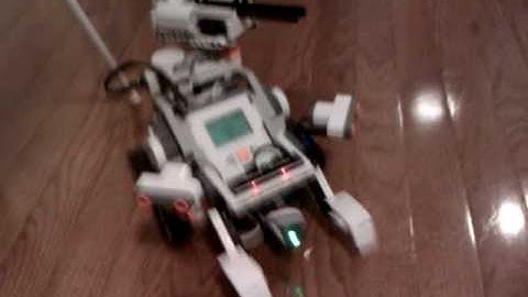 Mindstorms NXT - 2 Ultrasonic, 1 SumoEyes, 1 Light, 3 Motors