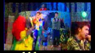 Video thumbnail of "အနားနားေဘးမွာ(လွြမ္းပိုင္ ၊ ေဇရဲ)"