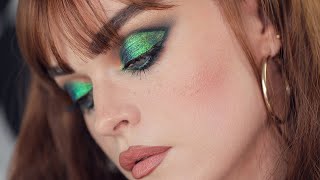 Serpentina -Green Multichrome Eye Make-up Look