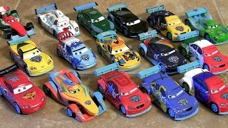 16 CARS Ultimate Ice Racers Diecast Collection Disney Pixar Juguete de Coches Derrapes sobre Hielo