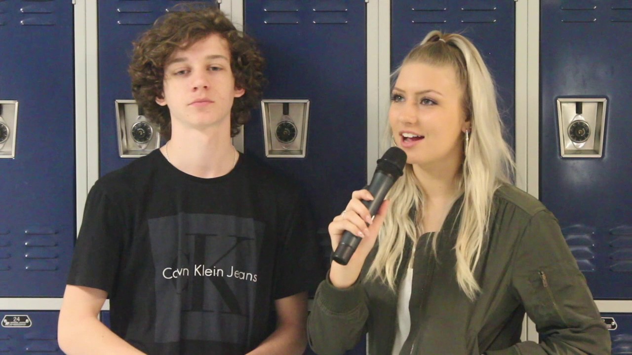 newspaper mockup Reacts Hottest People in the School