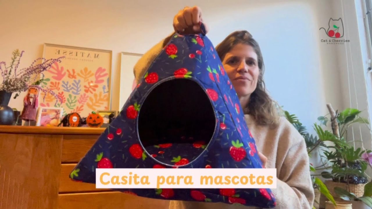 TUTORIAL: Cose una Casita / Cama de Gato con Tela Bondeada 🐱✂️ (¡Veredicto de mi Gata al Final!)
