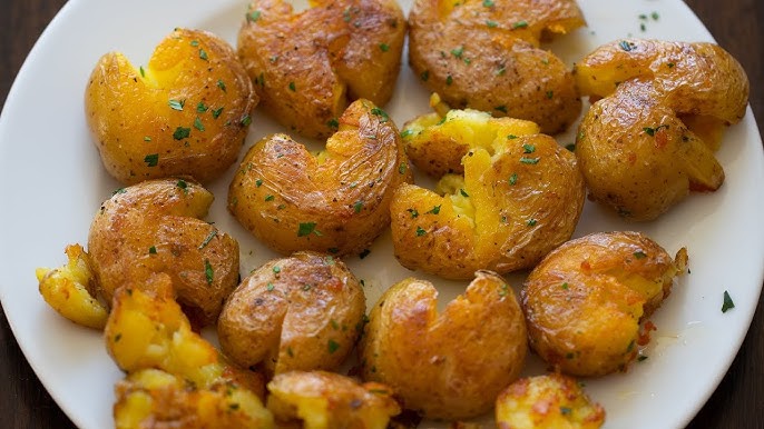 Smashed Potatoes Recipe (VIDEO) 