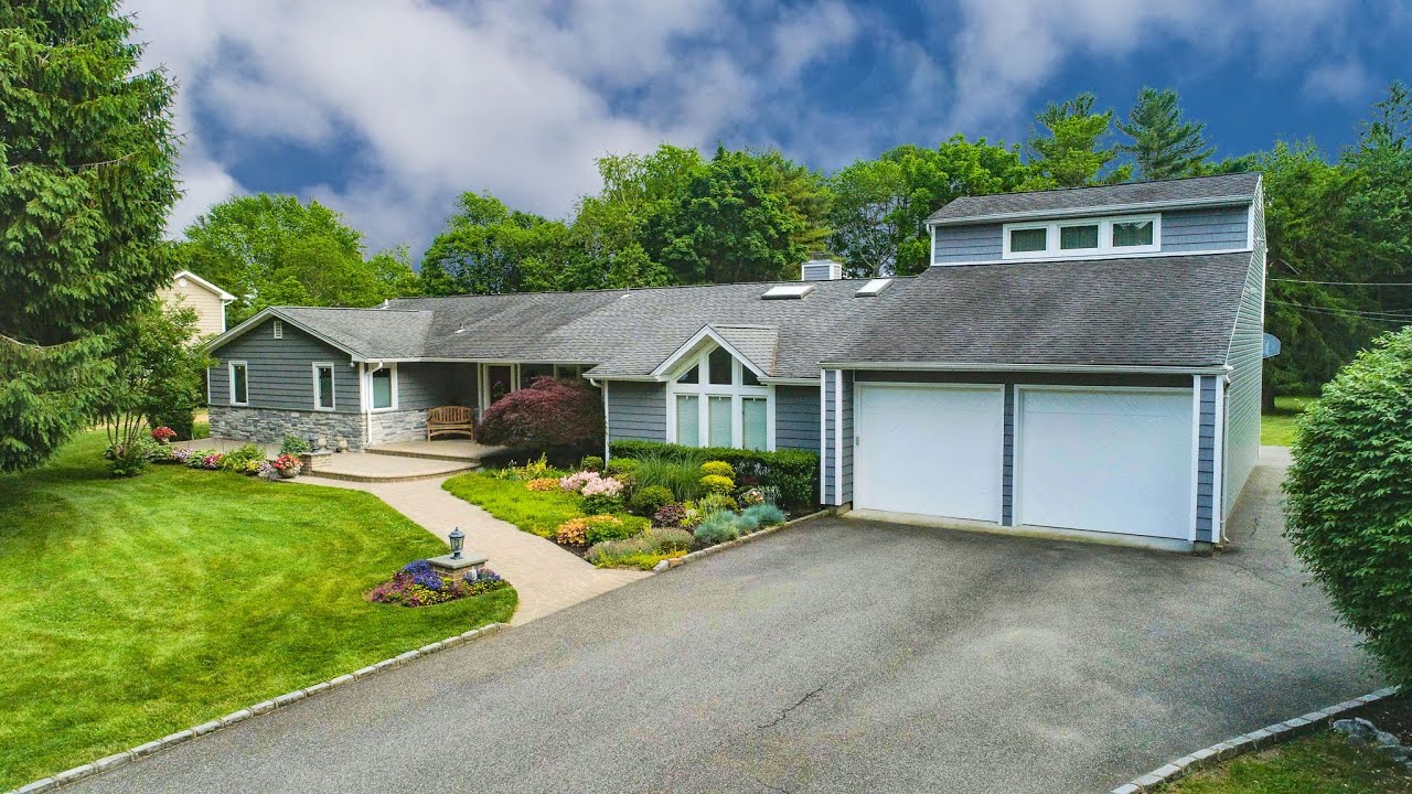 Home Tour 135 Hickman Street, Syosset NY YouTube