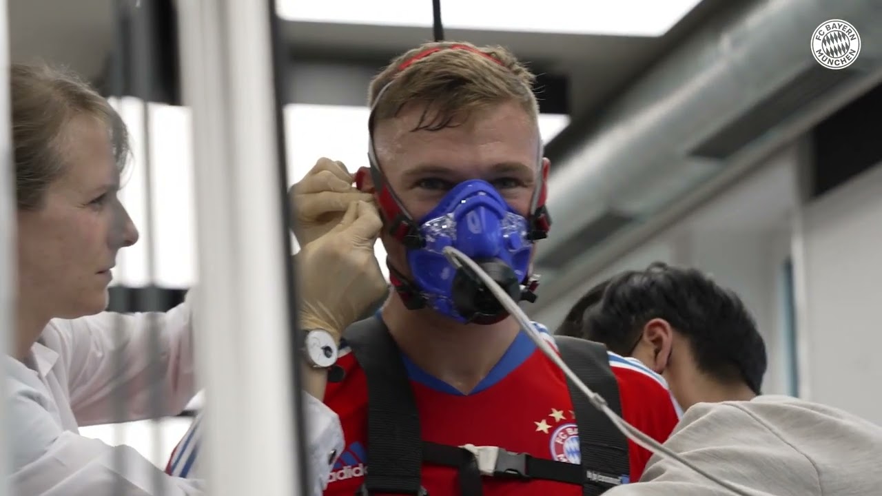COSMED Quark CPET assessment at FC Bayern Munich Performance Center