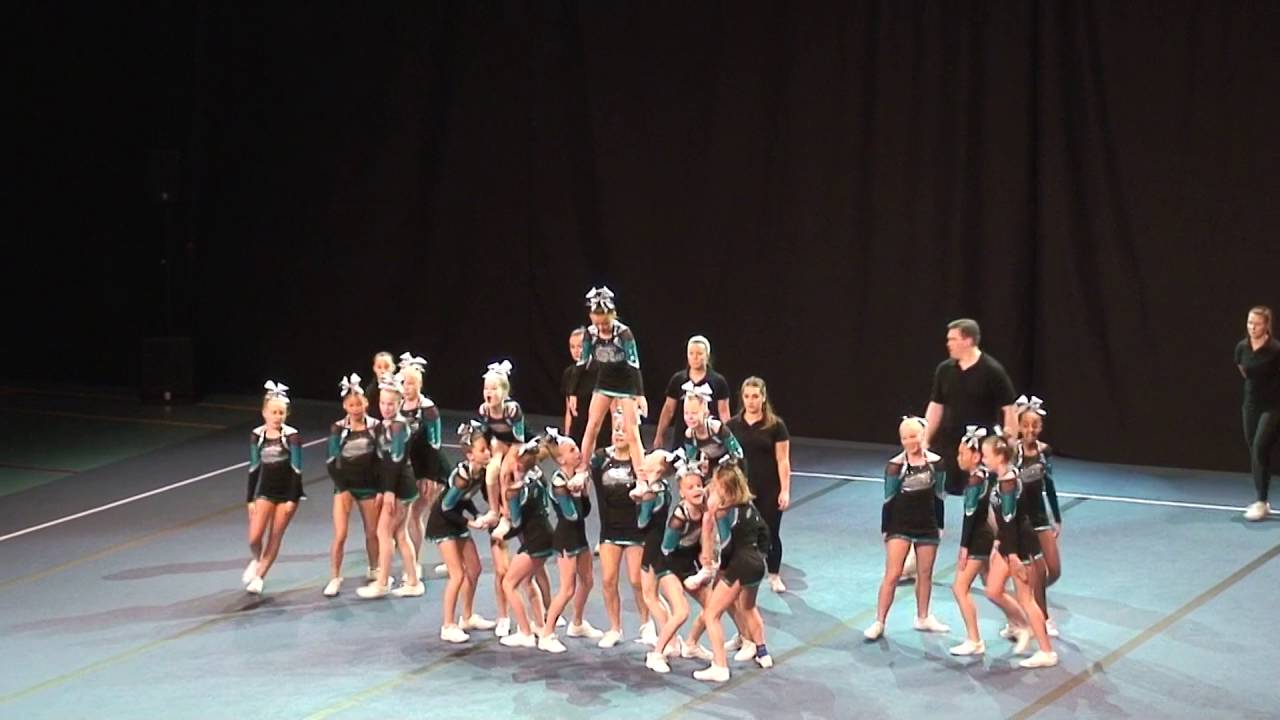 Twisters Cheer Elite Minior 2/3 -Guld RM-2016