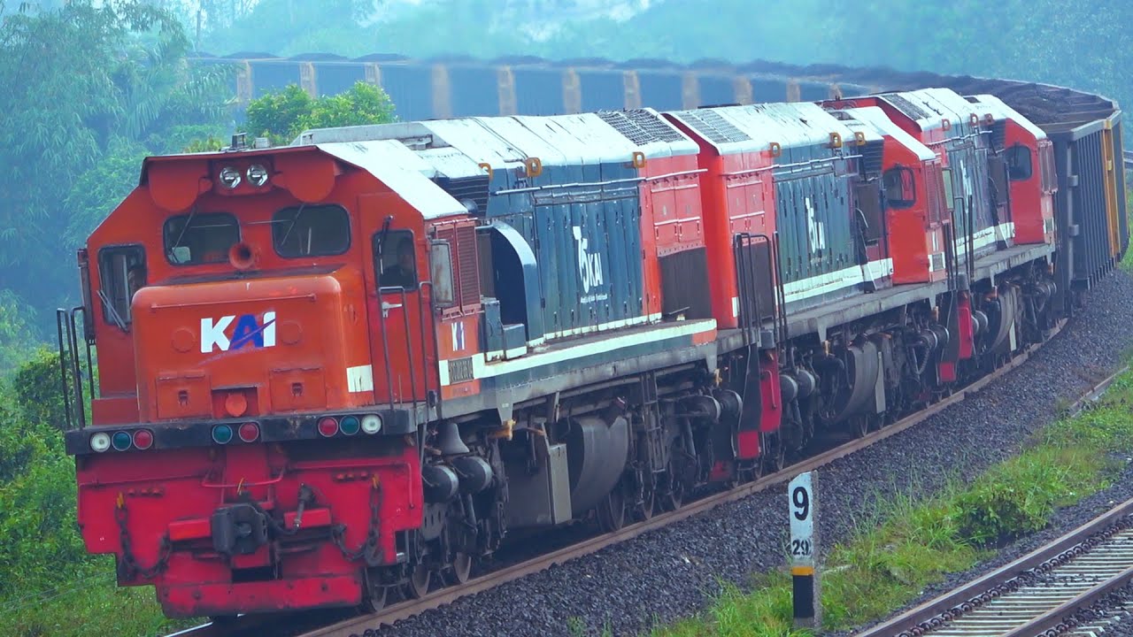 Seru Klakson Kereta Api Terpanjang (Babaranjang).