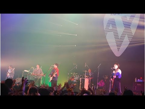 マカロニえんぴつ、Official髭男dism、HYが競演！『ROCK AX Vol.2』初日公演開催