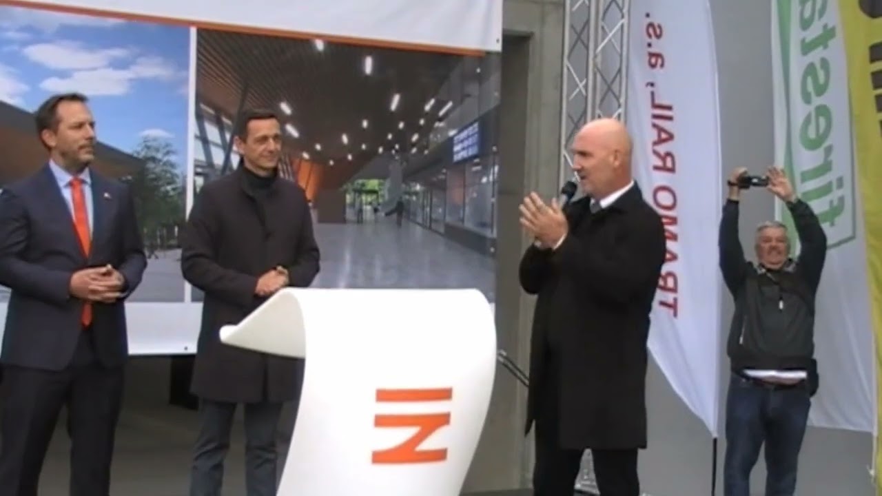 Zahájení provozu nového a moderního nádraží Brno Královo Pole.