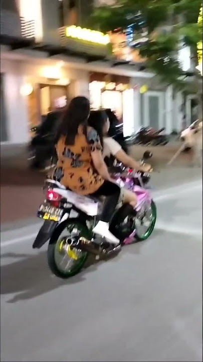 jalan jalan pake vijar malam hari