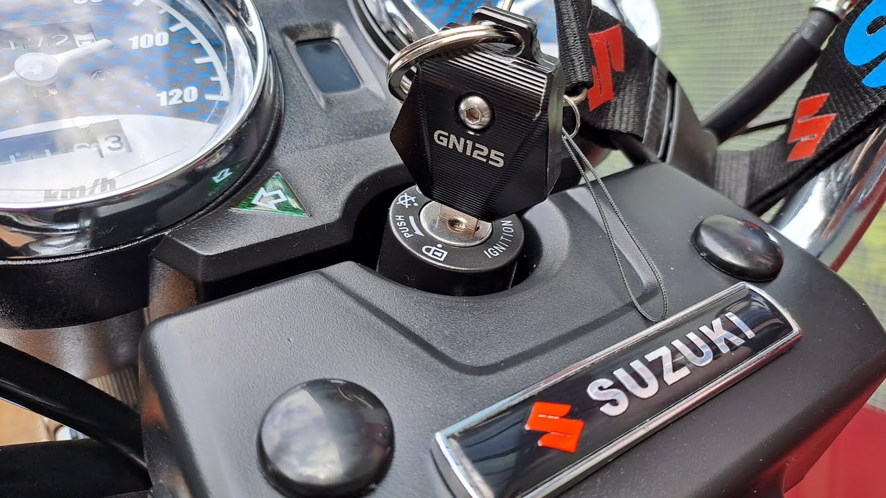 Suzuki GN125F Con Logo en Acero y Más