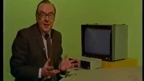 OU course MST204 (Applied Maths) Ep 32 of 32 Waves - Partial Differential Equations (1981)