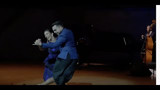 Video thumbnail of ""La Milonga de Buenos Aires" Jonathan Saavedra & Clarisa Aragon, Solo Tango Orquesta"