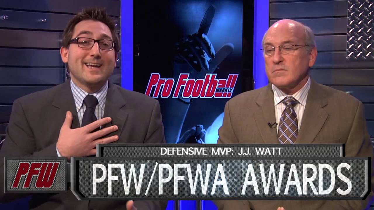 Texans DE J.J. Watt wins PFW/PFWA NFL Defensive MVP