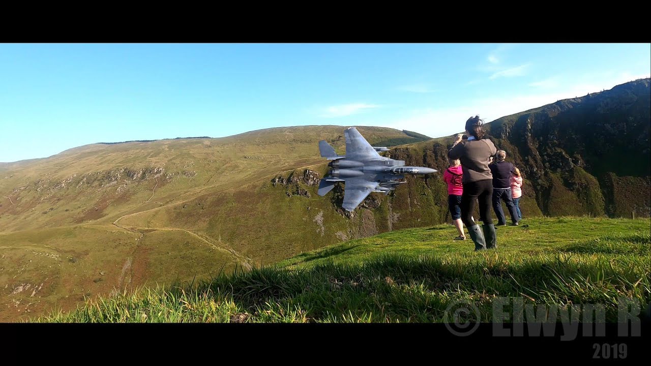  F-15 Eagles Low Level in the Mach Loop Snowdonia in 4K