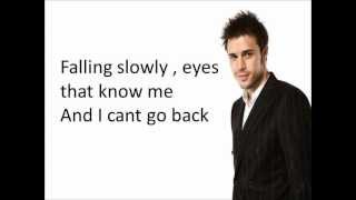 Video voorbeeld van "Falling slowly - Kris Allen LYRiCS"