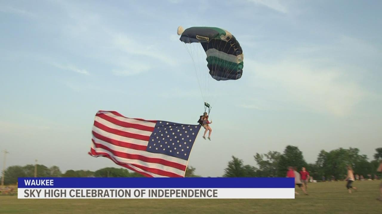 Jumping from 6,000 feet, Des Moines Skydivers celebrate Independence Day in Waukee