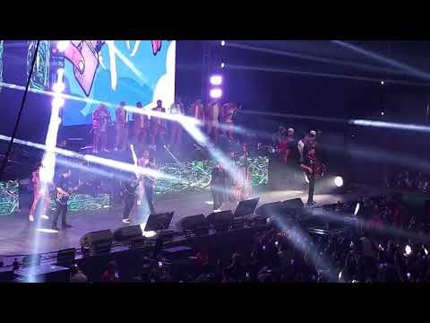 Junior H - Como Jordan (Version Banda Live En Chicago)