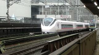 Ｅ６５７系「ときわ７６号」＆上野東京ラインE２３３系３０００番台　有楽町駅通過