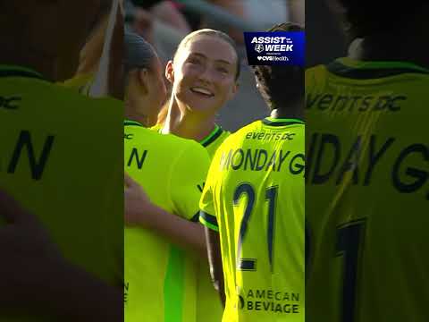 Tara Rudd’s vision earns her @cvs Assist of the Week! #nwsl