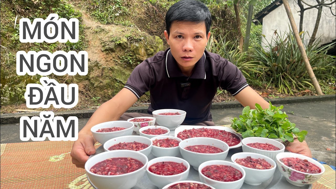 Một loáng hết 15 bát tiết canh - Món đặc sản nhiều người thích, nhiều người sợ 