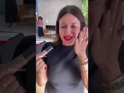 Everyone uses this viral foundation WRONG!
