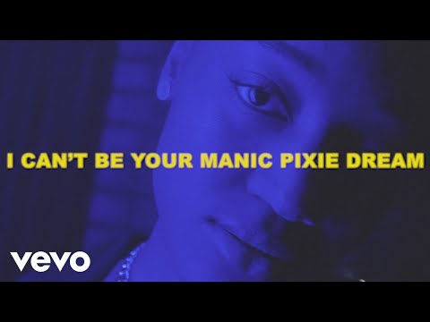 Chloe Lilac - Manic Pixie Dream (Lyric Video)