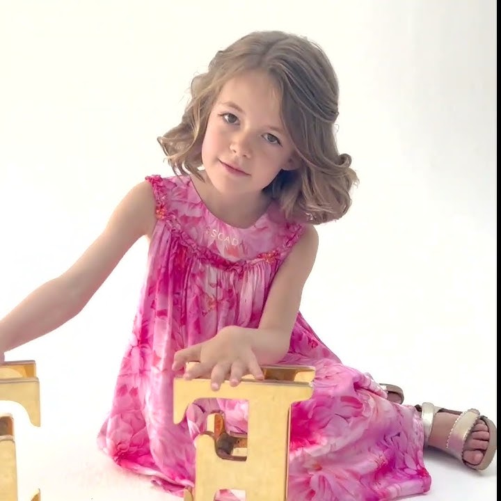 ESCADA girls