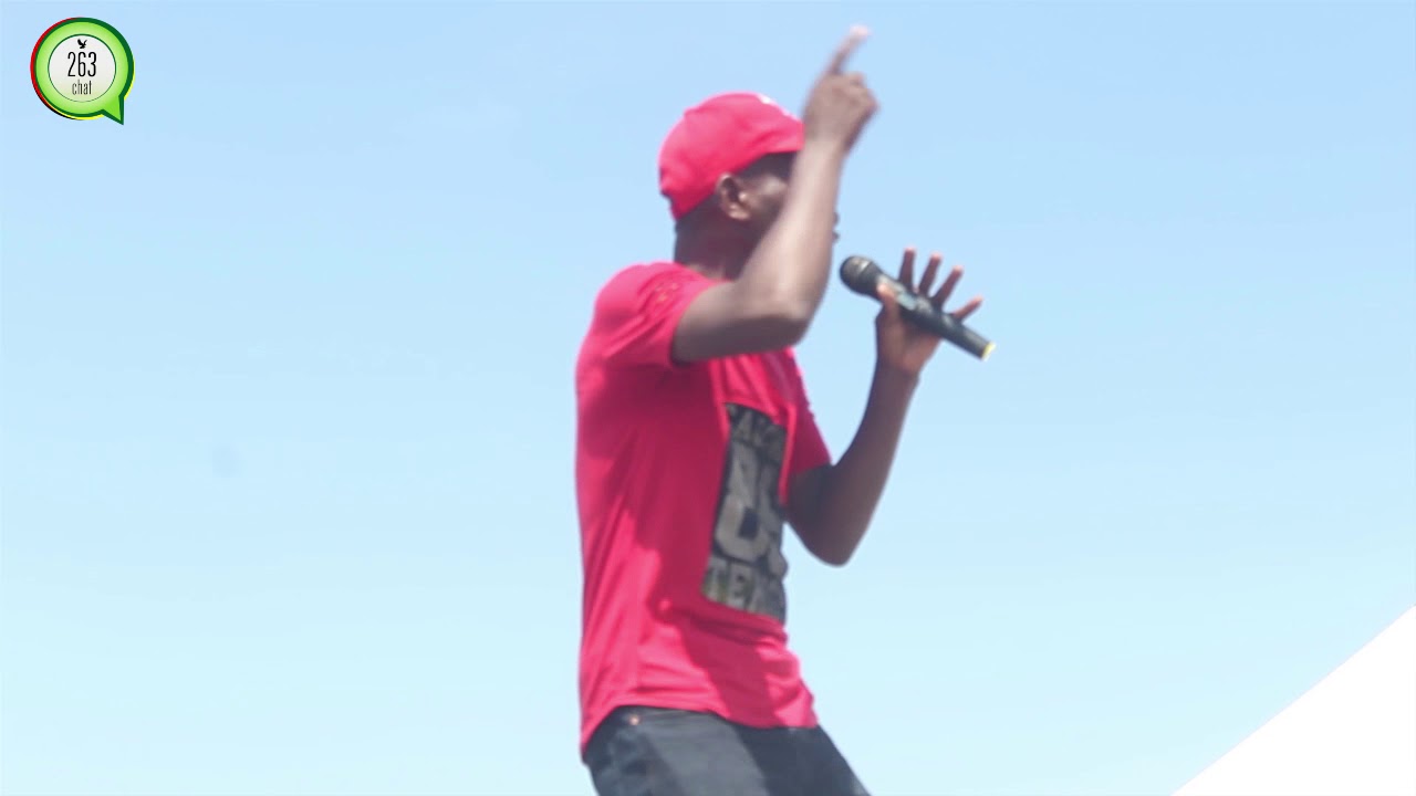 Happymore Chidziva MDC youth Leader addressing supporters at Mutare rally. 