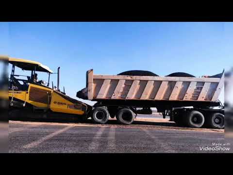 تطوير وتوسعة طريق اسيوط ديروط الزراعى تنفيذ شركة النيل العامة للإنشاء والطرق