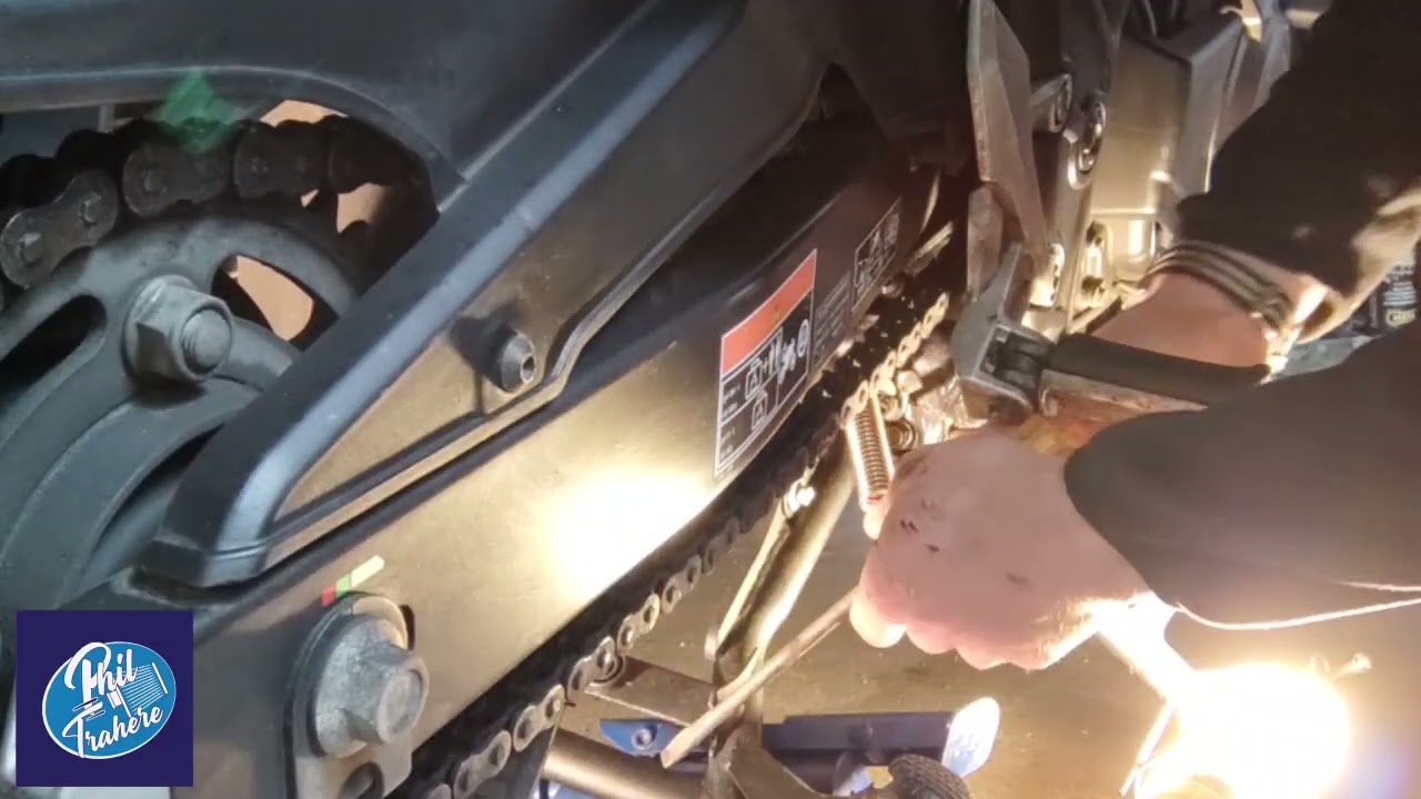 CB500X Montage Béquille Centrale