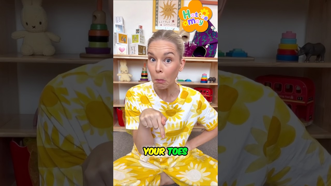 Upsy Down Town 🎤 A Silly Song Adventure! 😄 Hattie May 🎶