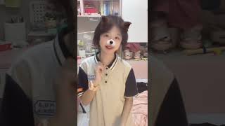 甜甜的#手势舞也要表情管理 #甜妹 #这个bgm好甜呀 #我今天长这样